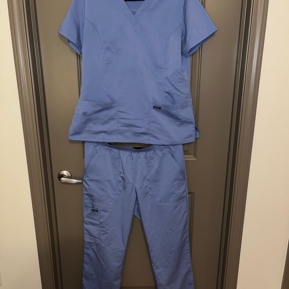 Sanibel Scrubs Size L Women’s Scrub top and pant